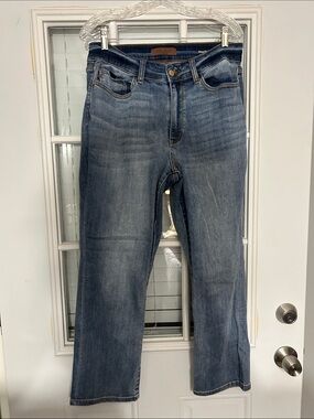 Judy Blue Straight Leg Jeans in Faded Blue